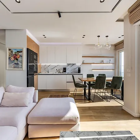 Moya By Premium Selection Durrës